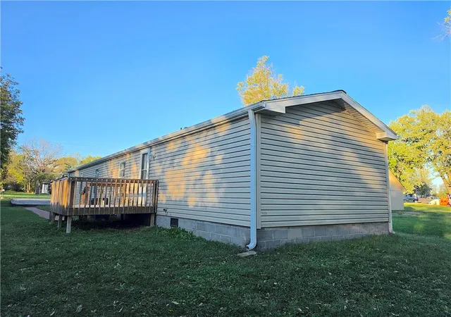 Photo 3 of Single family home for sale at 141 E Pacific Ave, Osawatomie, KS 66064 | MLS# 2647139 | Listing updated on 2026-10-20