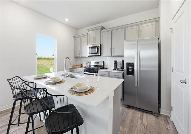 Photo 4 of Single family home for sale at 622 Solstice Cir, Belton, MO 64012 | MLS# 2647146 | Listing updated on 2026-10-21
