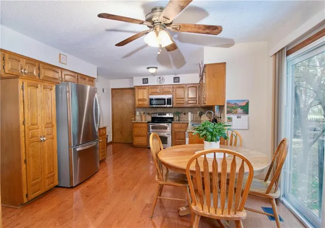 Photo 3 of Sale Pending at 15800 W 125th Terrace, Olathe, KS 66062 | MLS# 2647153 | Listing updated on 2026-10-19