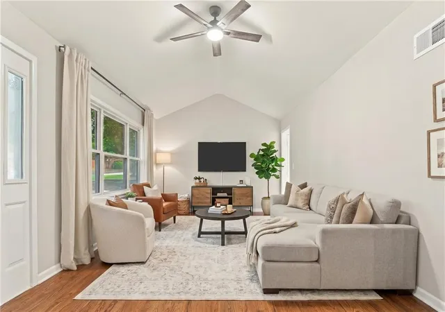 Photo 3 of Single family home for sale at 10131 E 79th Terrace, Raytown, MO 64138 | MLS# 2647171 | Listing updated on 2026-10-19