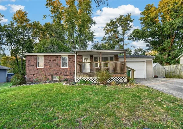 Photo 3 of Sale Pending at 440 W Broadway St, Peculiar, MO 64078 | MLS# 2647181 | Listing updated on 2026-10-18