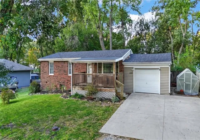 Photo 39 of Sale Pending at 440 W Broadway St, Peculiar, MO 64078 | MLS# 2647181 | Listing updated on 2026-10-18