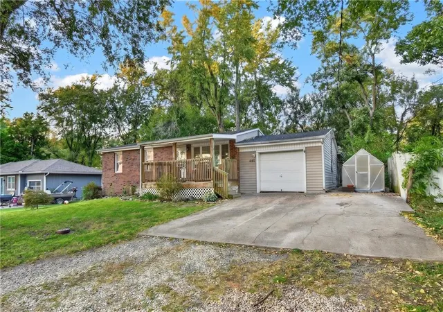 Photo 3 of Sale Pending at 440 W Broadway St, Peculiar, MO 64078 | MLS# 2647181 | Listing updated on 2026-10-18