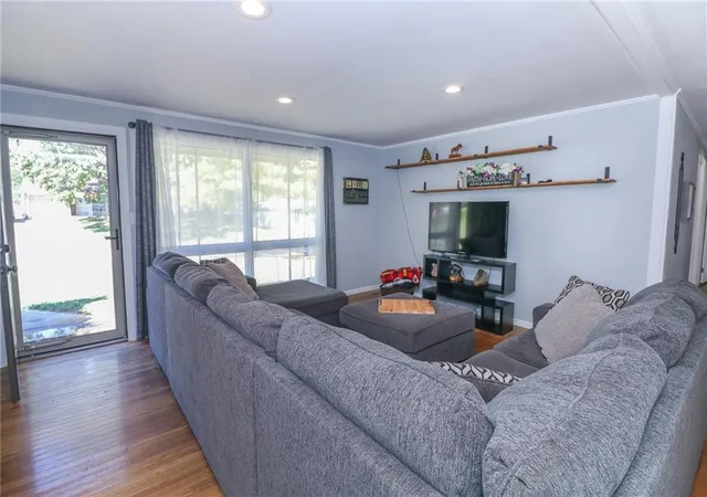 Photo 2 of Single family home for sale at 6001 N Tracy Ave, Kansas City, MO 64118 | MLS# 2647191 | Listing updated on 2026-10-21