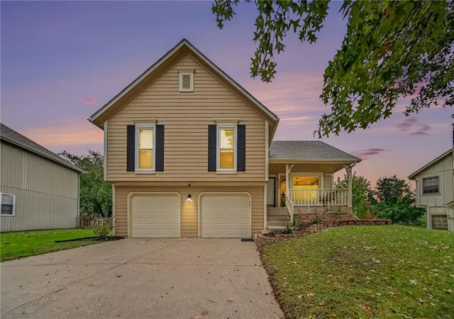 Photo 2 of Single family home for sale at 10208 Longwood Ct, Kansas City, KS 66109 | MLS# 2647193 | Listing updated on 2026-10-20