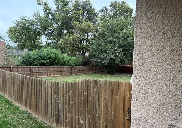 Photo 3 of Single family home for sale at 2724 Fairleigh Ter, Saint Joseph, MO 64506 | MLS# 2647197 | Listing updated on 2026-10-19
