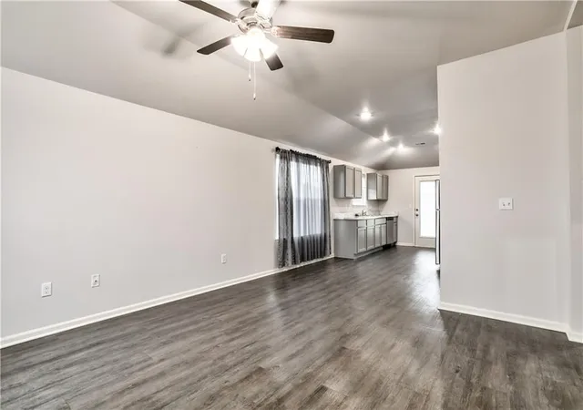 Photo 3 of Single family home for sale at 713 Hidden Meadows Dr, Paola, KS 66071 | MLS# 2647207 | Listing updated on 2026-10-22