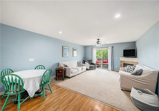 Photo 4 of Townhouse for sale at 11684 N Ewing Ave, Kansas City, MO 64156 | MLS# 2647216 | Listing updated on 2026-10-20