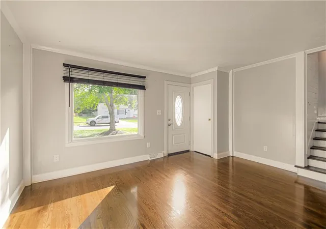Photo 4 of Single family home for sale at 10006 Benson St, Overland Park, KS 66212 | MLS# 2647224 | Listing updated on 2026-10-16