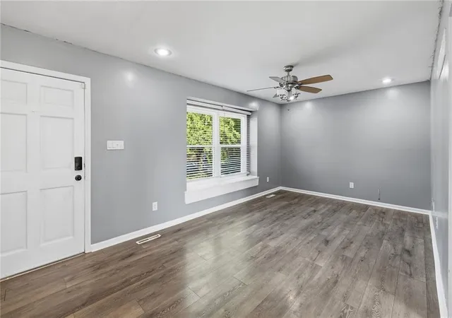 Photo 2 of Single family home for sale at 1419 N Aztec Ave, Independence, MO 64056 | MLS# 2647225 | Listing updated on 2026-10-15