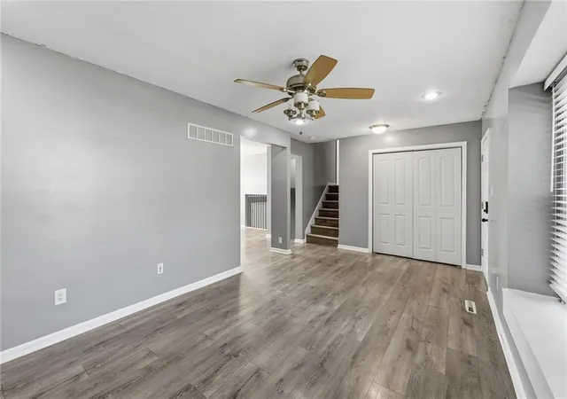 Photo 4 of Single family home for sale at 1419 N Aztec Ave, Independence, MO 64056 | MLS# 2647225 | Listing updated on 2026-10-15