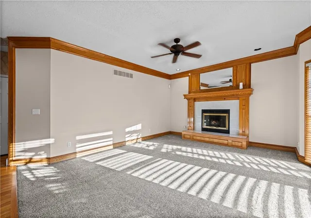 Photo 4 of Single family home for sale at 12738 King St, Overland Park, KS 66213 | MLS# 2647243 | Listing updated on 2026-10-18