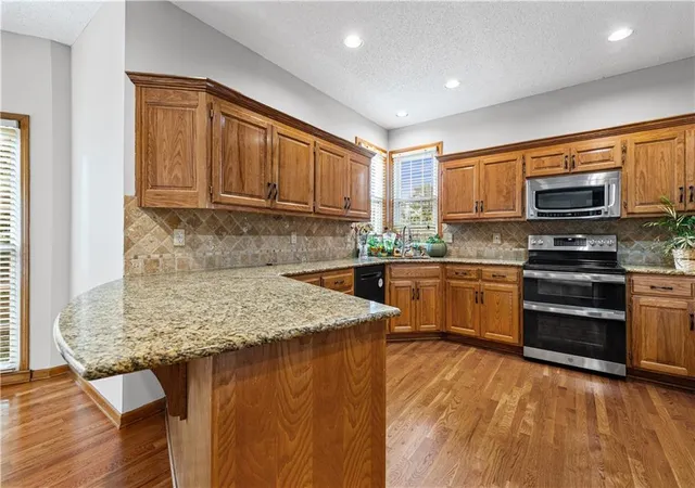 Photo 2 of Single family home for sale at 12738 King St, Overland Park, KS 66213 | MLS# 2647243 | Listing updated on 2026-10-23