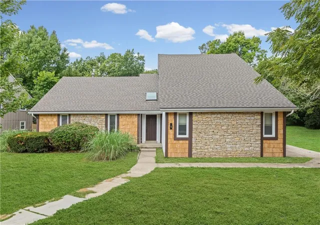 Single family home for sale at 8300 Grant Ave, Overland Park, KS 66212 | MLS# 2647244