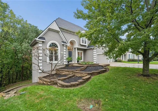 Photo 2 of Single family home for sale at 6705 Nw Monticello Ter, Kansas City, MO 64152 | MLS# 2647247 | Listing updated on 2026-10-20