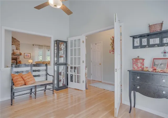 Photo 4 of House for sale at 16 Buckingham Ct, Camdenton, MO 65020 | MLS# 2647248 | Listing updated on 2026-10-18