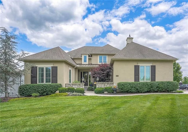 Photo 1 of Single family home for sale at 16700 Stearns St, Overland Park, KS 66221 | MLS# 2647255 | Listing updated on 2026-10-21