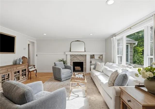 Photo 3 of Single family home for sale at 4717 W 77th Place, Prairie Village, KS 66208 | MLS# 2647264 | Listing updated on 2026-10-22