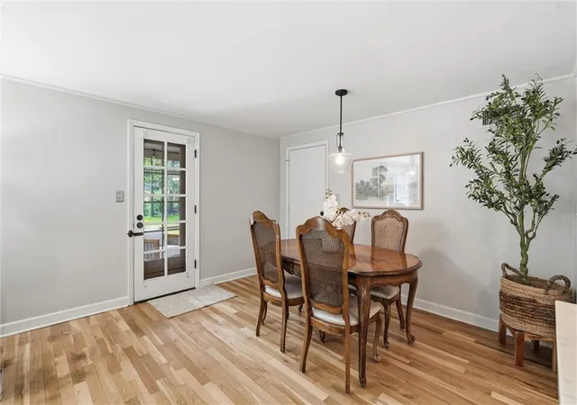 Photo 4 of Single family home for sale at 4717 W 77th Place, Prairie Village, KS 66208 | MLS# 2647264 | Listing updated on 2026-10-22
