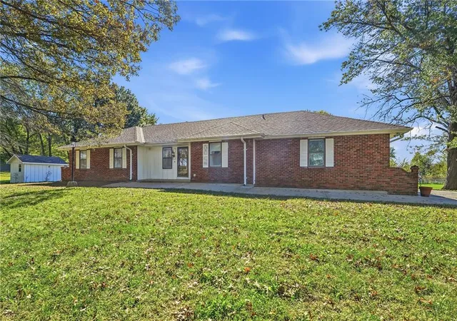 Photo 2 of Single family home for sale at 5905 E 210th Street, Belton, MO 64012 | MLS# 2647265 | Listing updated on 2026-10-24