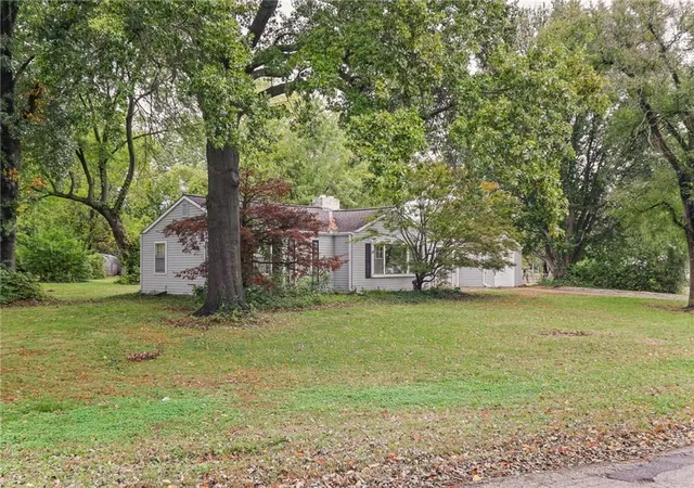 Photo 27 of Single family home for sale at 8932 E 66th Street, Raytown, MO 64133 | MLS# 2647266 | Listing updated on 2026-10-19