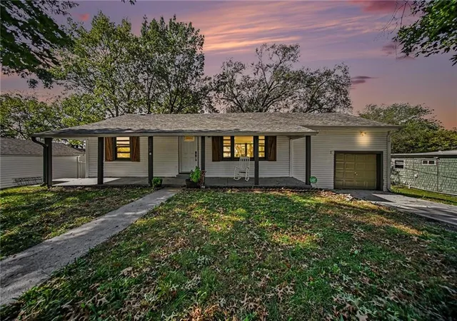 Single family home for sale at 7844 Smalley Ave, Kansas City, MO 64138 | MLS# 2647267