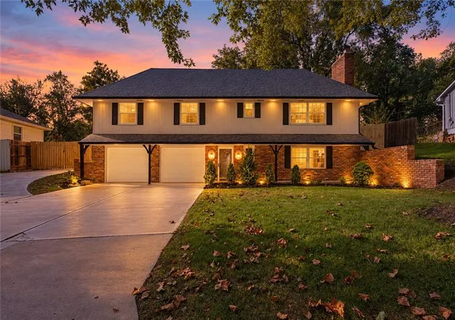Photo 1 of Single family home for sale at 1001 Ne 46th Terrace, Kansas City, MO 64116 | MLS# 2647268 | Listing updated on 2026-10-19