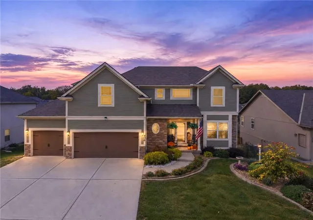 Photo 1 of Single family home for sale at 406 Buck Ct, Kearney, MO 64060 | MLS# 2647281 | Listing updated on 2026-10-17