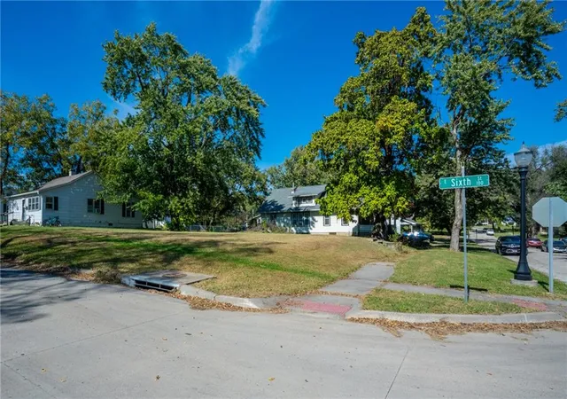 Photo 3 of Land for sale at 601 N Main St, Cameron, MO 64429 | MLS# 2647284 | Listing updated on 2026-10-15