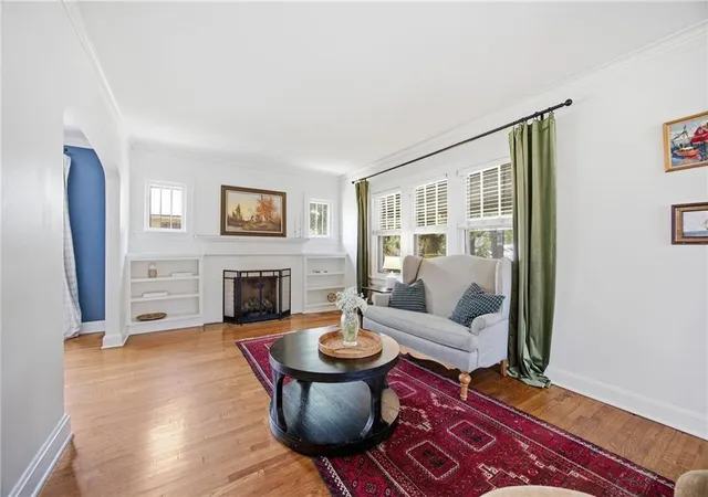Photo 4 of Single family home for sale at 6412 Mcgee St, Kansas City, MO 64113 | MLS# 2647297 | Listing updated on 2026-10-19