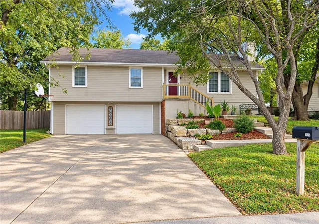 Single family home for sale at 1926 4th Street, Lees Summit, MO 64081 | MLS# 2647298