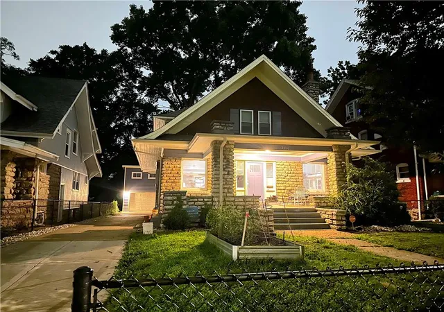 Photo 2 of Single family home for sale at 3416 S Benton Ave, Kansas City, MO 64128 | MLS# 2647299 | Listing updated on 2026-10-21