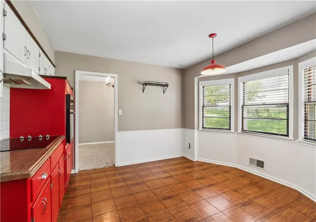 Photo 2 of Single family home for sale at 9532 Benson St, Overland Park, KS 66212 | MLS# 2647317 | Listing updated on 2026-10-18