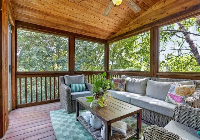 Photo 1 of Single family home for sale at 4425 Silverheel St, Shawnee, KS 66226 | MLS# 2647321 | Listing updated on 2026-10-18