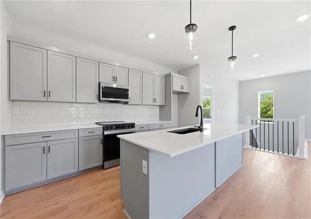 Photo 1 of Single family home for sale at 1600 SW 10th Terrace, Oak Grove, MO 64075 | MLS# 2647343 | Listing updated on 2026-10-16