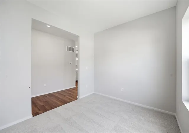 Photo 4 of Single family home for sale at 1601 SW 10th Terrace, Oak Grove, MO 64075 | MLS# 2647356 | Listing updated on 2026-10-16