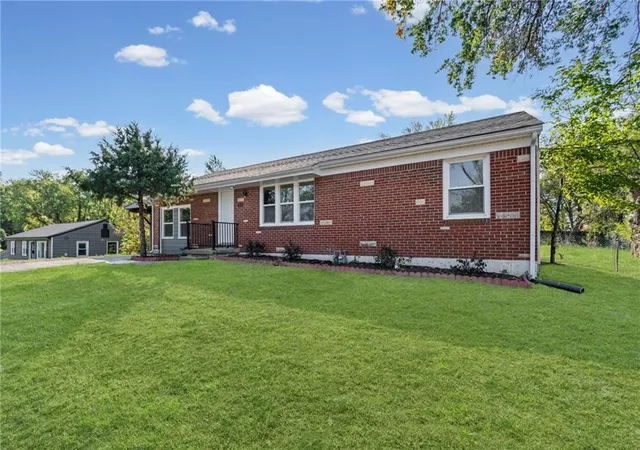 Photo 2 of Single family home for sale at 4311 Yecker Ave, Kansas City, KS 66104 | MLS# 2647361 | Listing updated on 2026-10-16