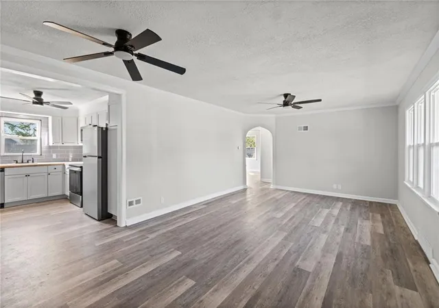 Photo 3 of Single family home for sale at 4311 Yecker Ave, Kansas City, KS 66104 | MLS# 2647361 | Listing updated on 2026-10-16