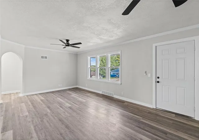 Photo 4 of Single family home for sale at 4311 Yecker Ave, Kansas City, KS 66104 | MLS# 2647361 | Listing updated on 2026-10-16