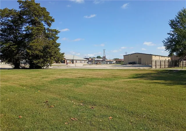 Photo 4 of Land for sale at St John Hwy W, Girard, KS 66743 | MLS# 2647372 | Listing updated on 2026-10-20