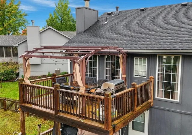 Photo 28 of Single family home for sale at 1027 Swallow Ct, Liberty, MO 64068 | MLS# 2647374 | Listing updated on 2026-10-20