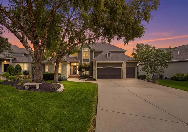 Single family home for sale at 26263 W 111th Terrace, Olathe, KS 66061 | MLS# 2647398