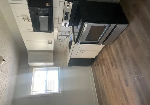 Photo 4 of Single family home for sale at 2107 E 77th Terrace, Kansas City, MO 64132 | MLS# 2647399 | Listing updated on 2026-10-19