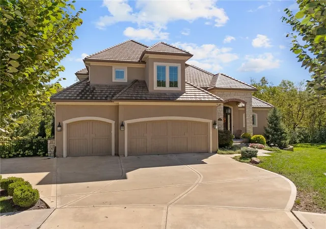 Single family home for sale at 2181 W 89th Place, Leawood, KS 66206 | MLS# 2647401