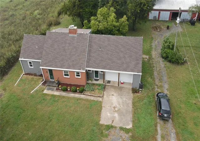 Photo 2 of Single family home for sale at 9700 W 319th Street, Louisburg, KS 66053 | MLS# 2647403 | Listing updated on 2026-10-17