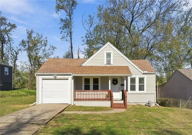 Photo 1 of Single family home for sale at 2706 Rowland Ave, Kansas City, KS 66104 | MLS# 2647410 | Listing updated on 2026-10-23