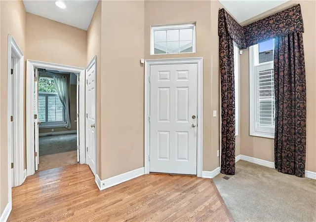 Photo 4 of House for sale at 13408 Summit Ct, Kansas City, MO 64145 | MLS# 2647415 | Listing updated on 2026-10-17