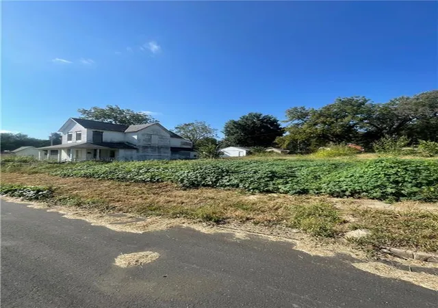 Photo 4 of Land for sale at 1647 Bristol Ave, Kansas City, MO 64126 | MLS# 2647417 | Listing updated on 2026-10-16