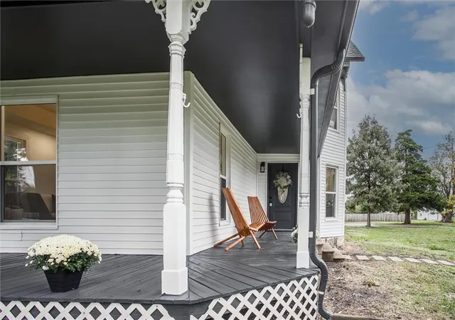 Photo 3 of Single family home for sale at 24050 W 55th Street, Shawnee, KS 66226 | MLS# 2647420 | Listing updated on 2026-10-22