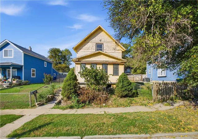 Photo 1 of Single family home for sale at 2316 Early St, Kansas City, KS 66103 | MLS# 2647440 | Listing updated on 2026-10-23